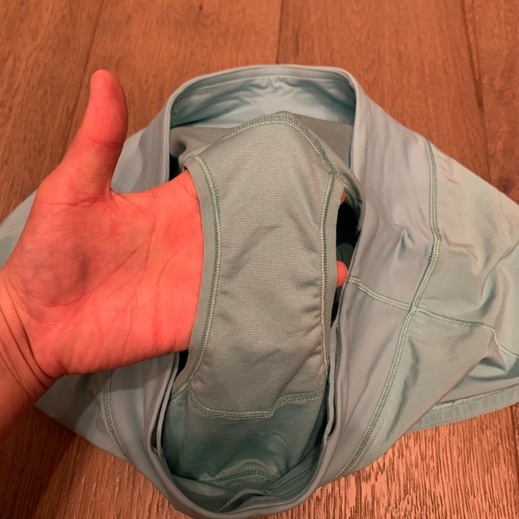 Lululemon Tonic Sea speed up short size 6 - Picture 5 of 8